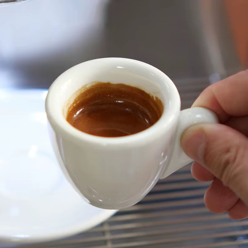 Tiny Caffeine Rockets: The Porcelain Express Shot Set for Your Mini Coffee Adventures!
