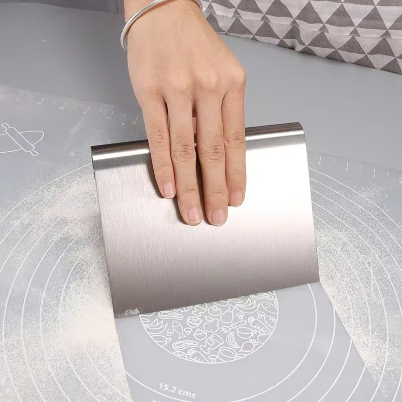 Stainless Steel Cake Ninja: The Ultimate Dough Whisperer and Frosting Smoother for Baking Battles!