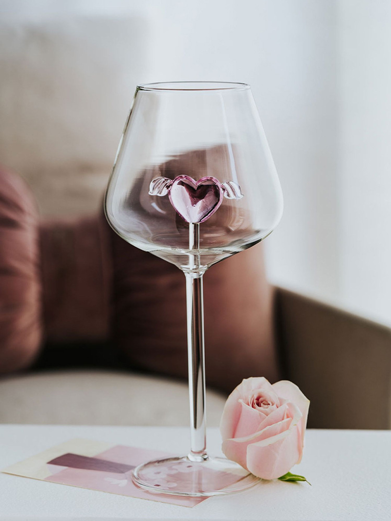 Cupid's Sippy Cups: The Love Potion Goblets for Tipsy Lovebirds!