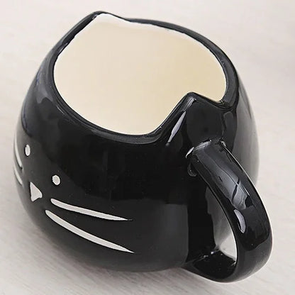 Purr-fectly Adorable Cat Cups: Sip Your Coffee While Your Mug Gives You the Side Eye!